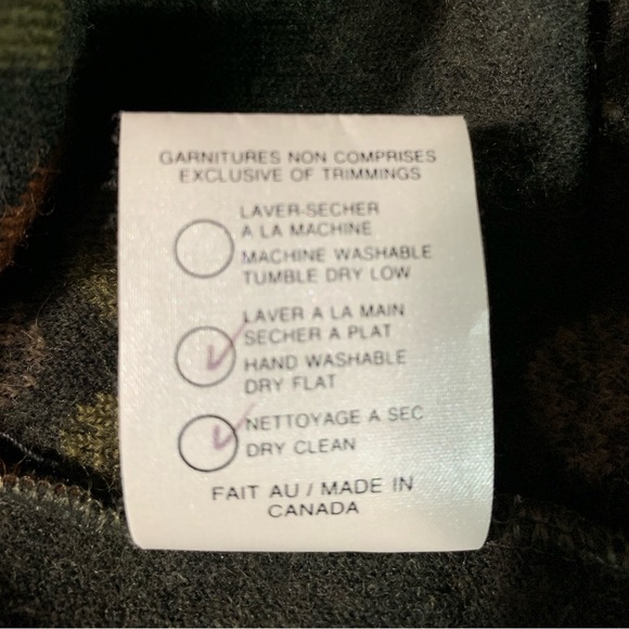 TLB designs, 3D Cardigan/ Jacket - Picture 9 of 10